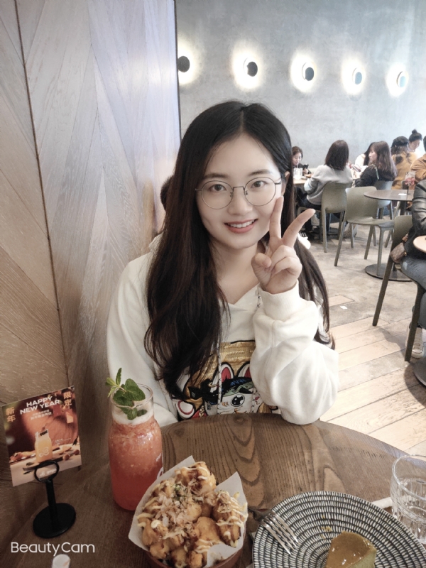 皮卡小姐的第一张照片--平顶山相亲服务中心