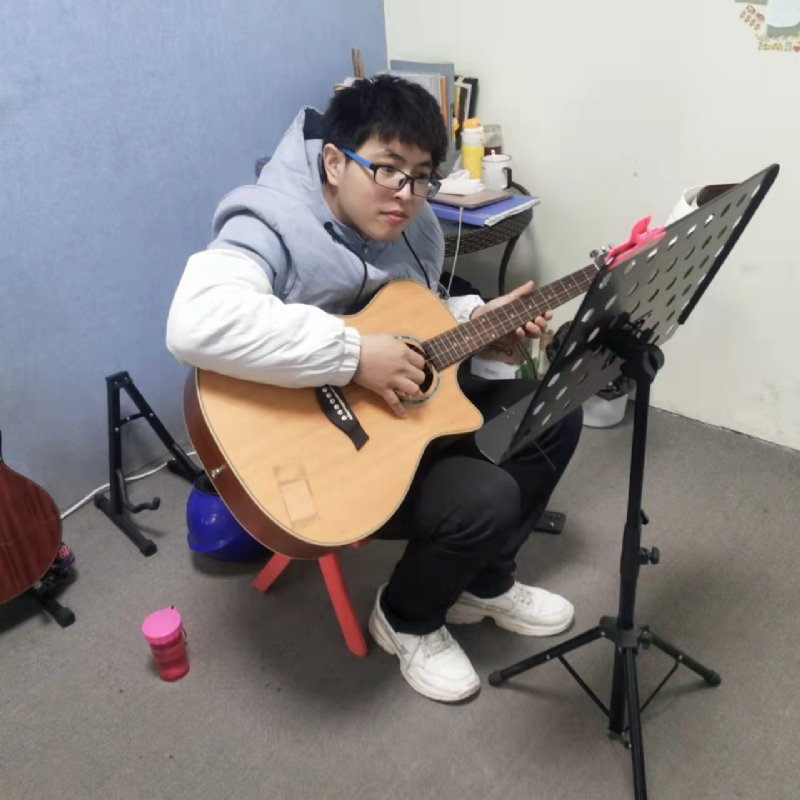 连城诀的第一张照片--平顶山相亲服务中心