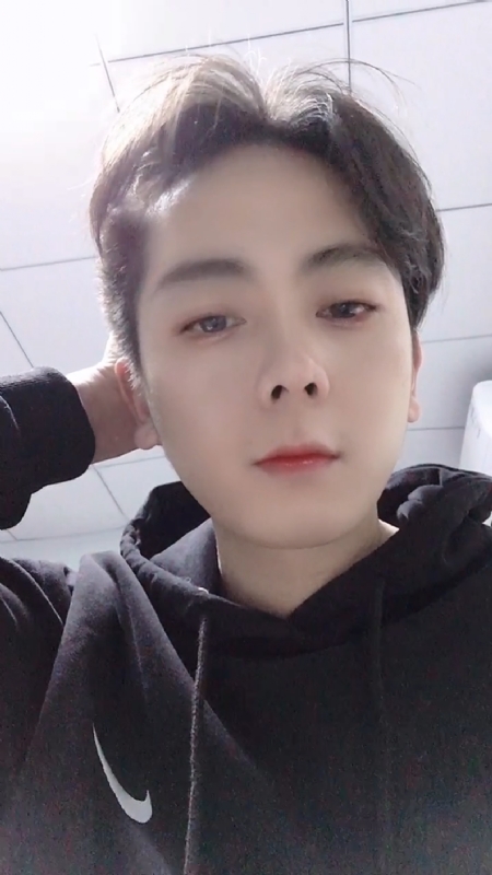 鹤枫的第一张照片--平顶山相亲服务中心