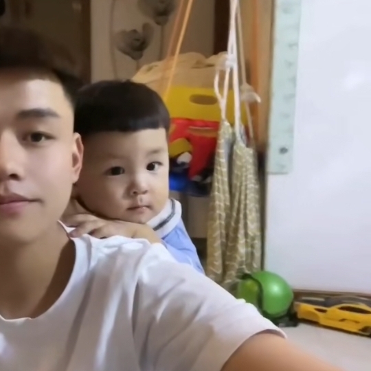 嘻嘻嘻的第一张照片--平顶山相亲服务中心