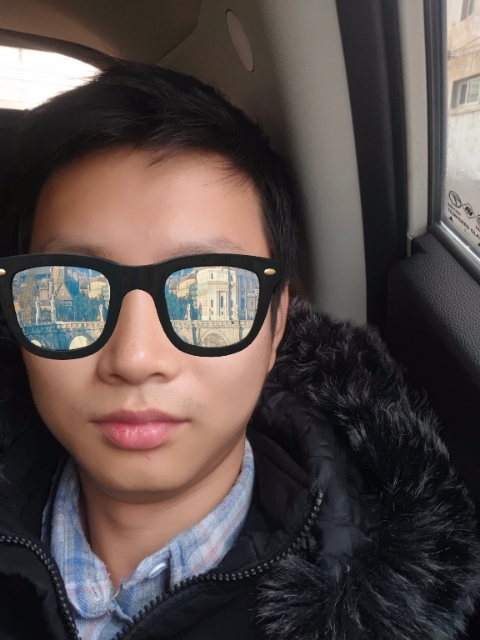 请问揉揉头的第一张照片--平顶山相亲服务中心