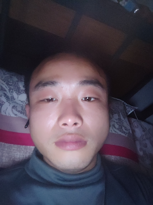 偏爱的第一张照片--平顶山相亲服务中心