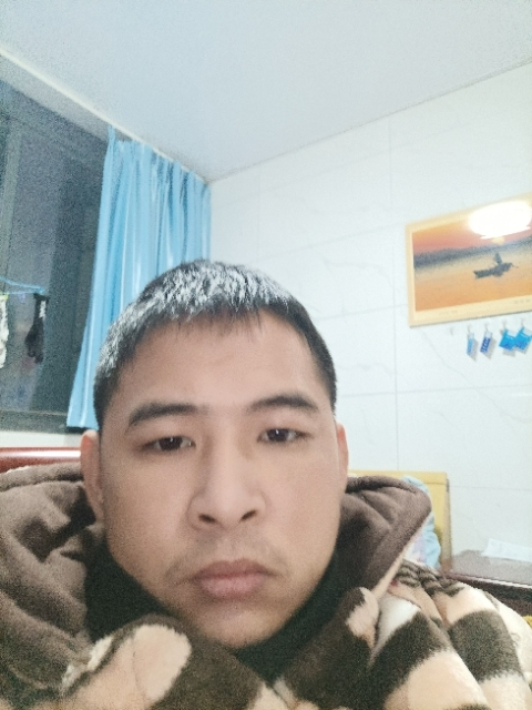 寂寞的第一张照片--平顶山相亲服务中心