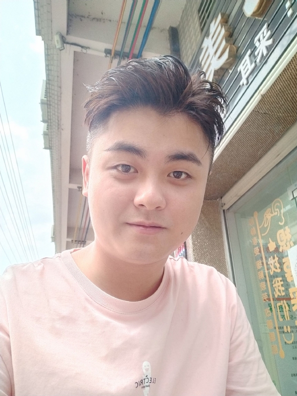 李健诚的第一张照片--平顶山相亲服务中心