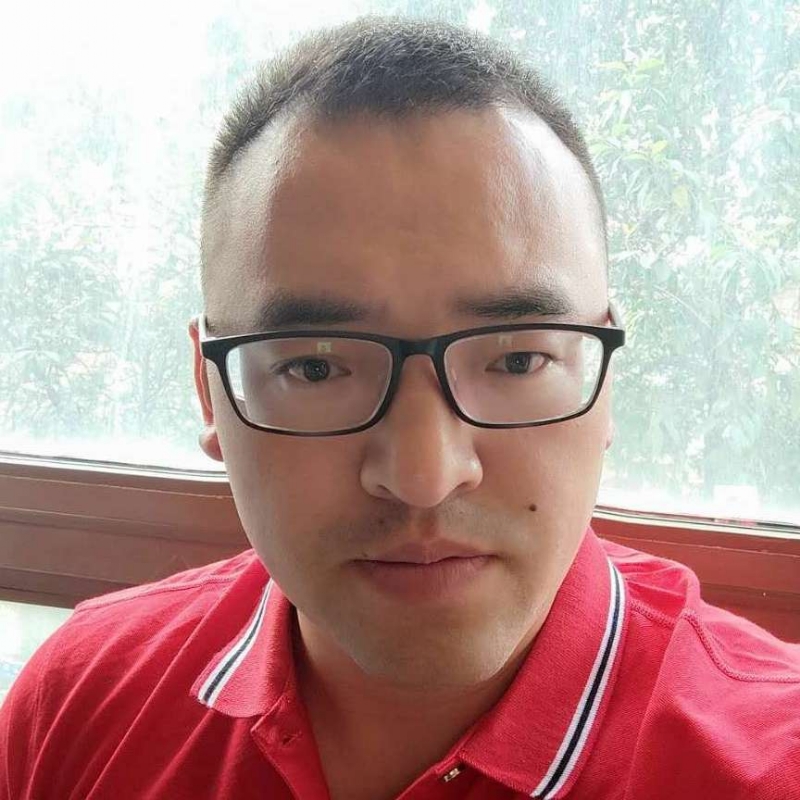 只愿得一人心的第二张照片--平顶山相亲服务中心