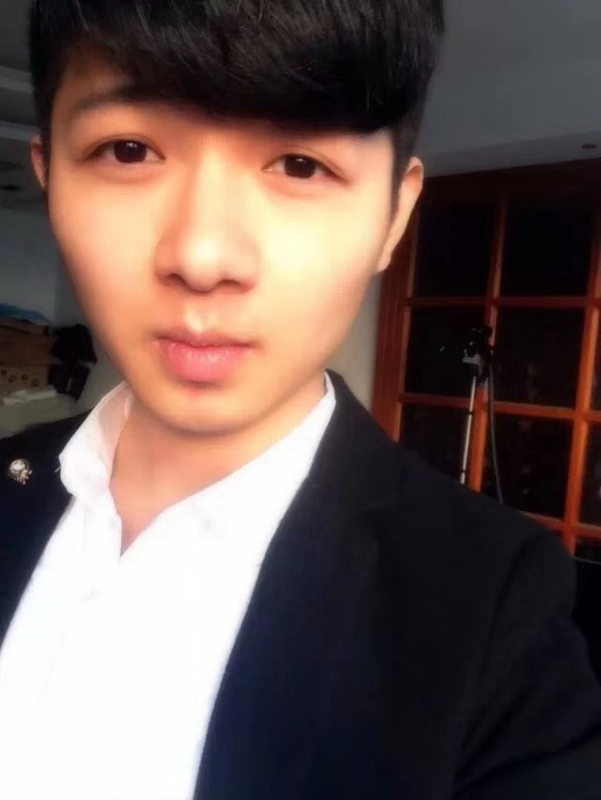 萨拉嘿呦的第一张照片--平顶山相亲服务中心