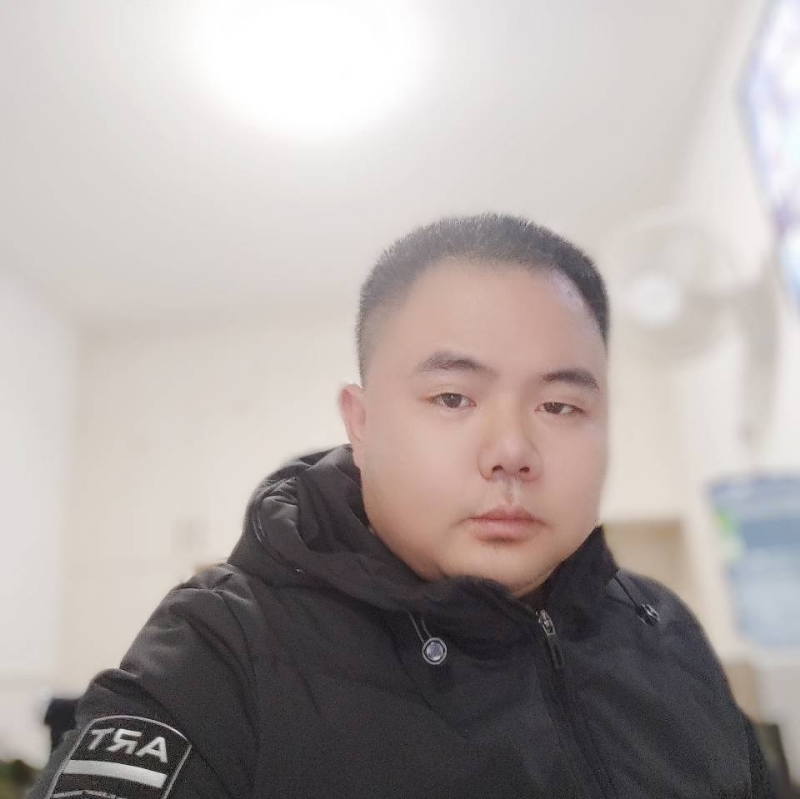 珍惜眼前人的第一张照片--平顶山相亲服务中心