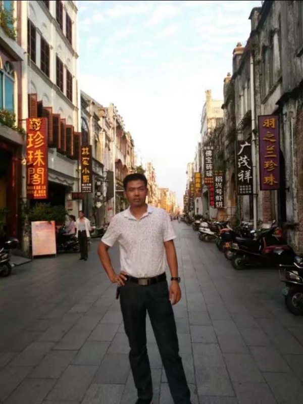 爱生活爱健康的第一张照片--平顶山相亲服务中心