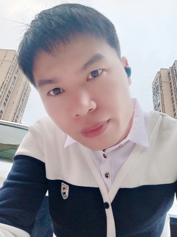 雨霁月清风的第二张照片--平顶山相亲服务中心