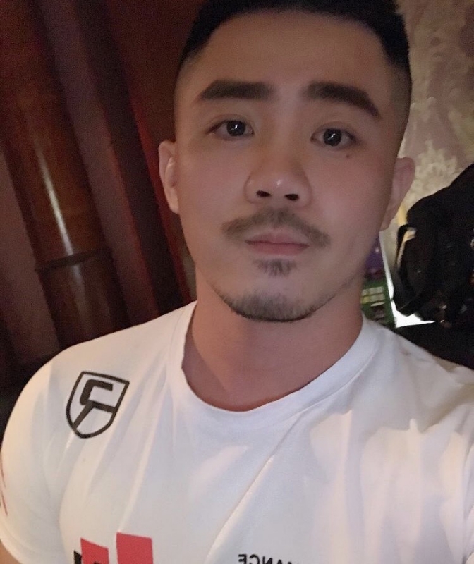 岁月的第二张照片--平顶山相亲服务中心