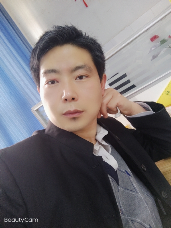 铜豌豆的第一张照片--平顶山相亲服务中心