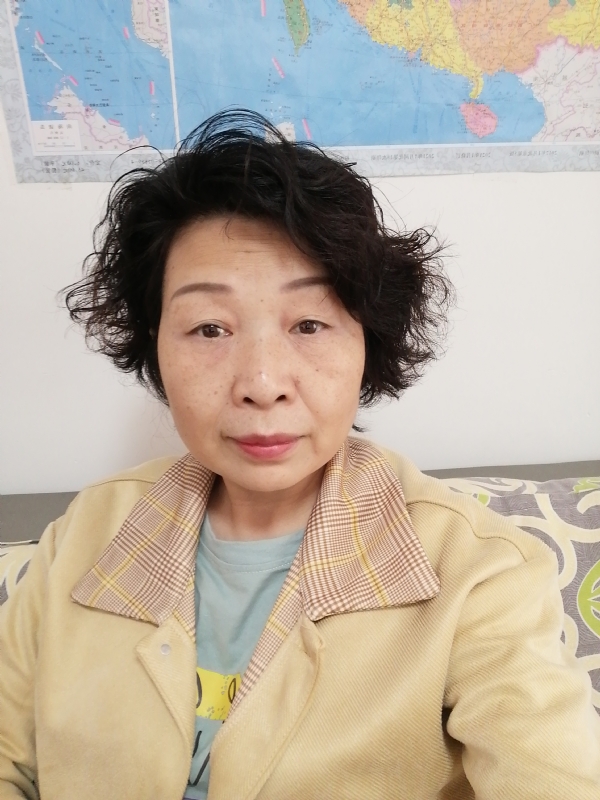 香水百合的第一张照片--平顶山相亲服务中心