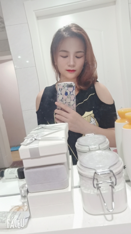 刘莲酥的第四张照片--平顶山相亲服务中心