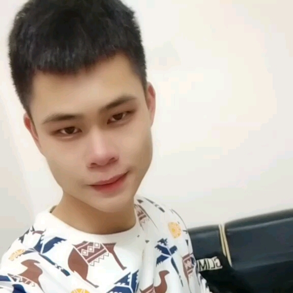 浪子的第一张照片--平顶山相亲服务中心