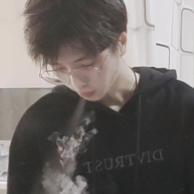 97白羊哦的第一张照片--平顶山相亲服务中心