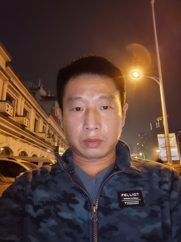 偷偷说的第一张照片--平顶山相亲服务中心