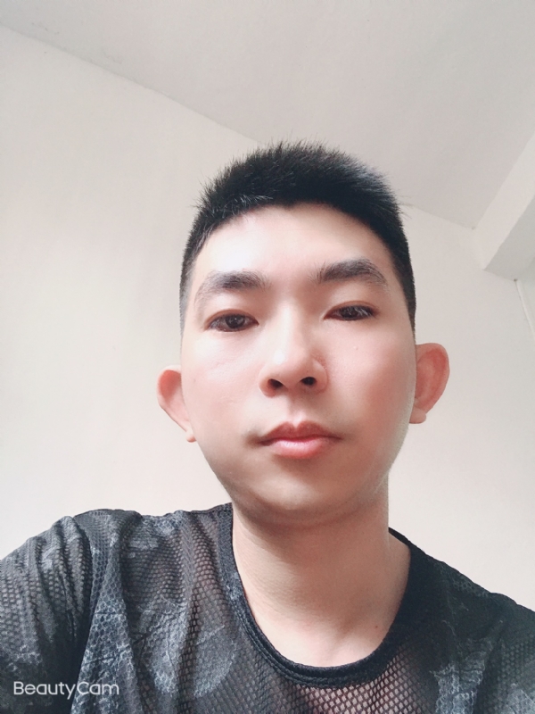 诚恳的第一张照片--平顶山相亲服务中心