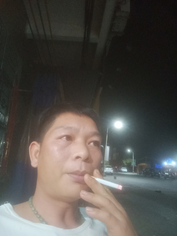 善解人意的第二张照片--平顶山相亲服务中心