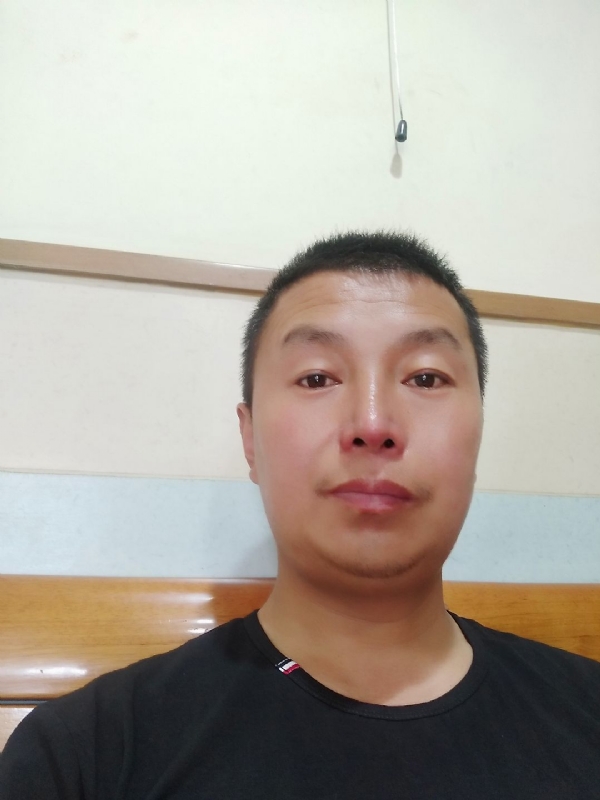 快乐的小鱼儿的第一张照片--平顶山相亲服务中心