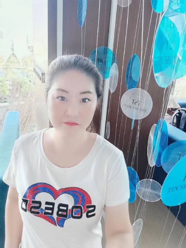 巷子里的童年的第一张照片--平顶山相亲服务中心