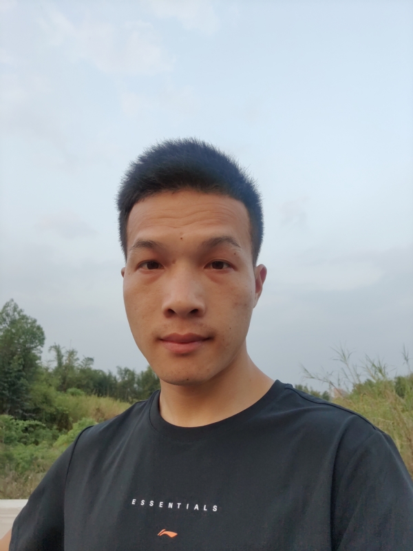 大龙的第一张照片--平顶山相亲服务中心