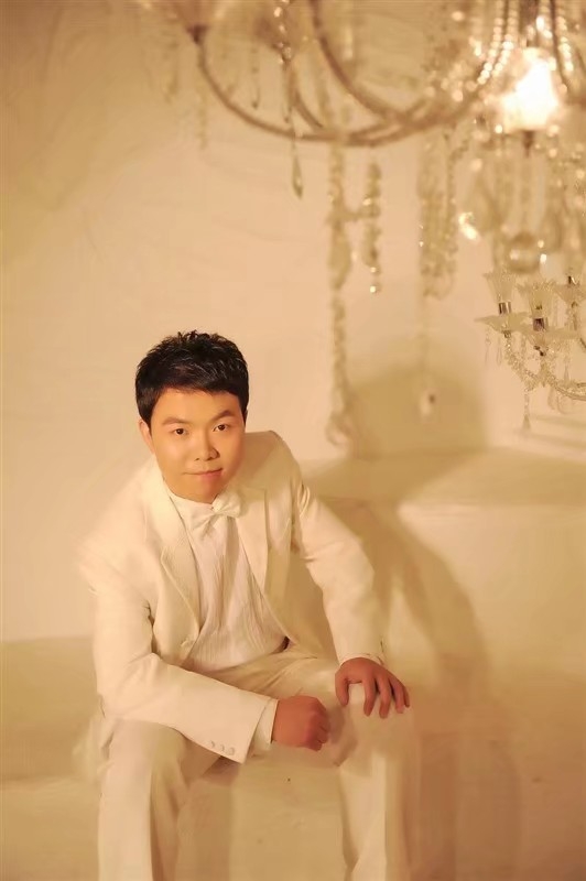 龙樱花的第一张照片--平顶山相亲服务中心