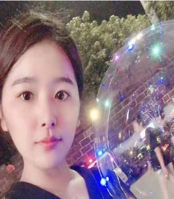 心碎小猪的第一张照片--平顶山相亲服务中心