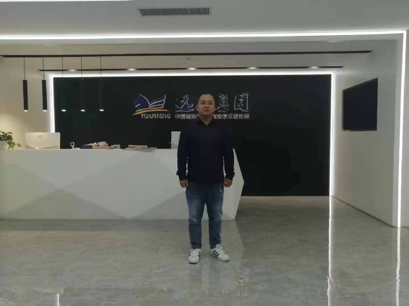 远去的雄鹰的第一张照片--平顶山相亲服务中心