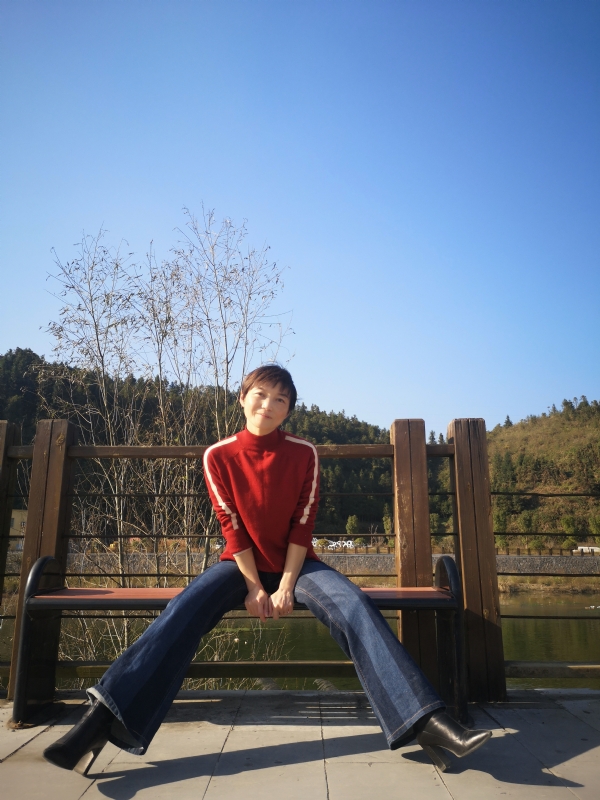 转角遇到你的第三张照片--平顶山相亲服务中心