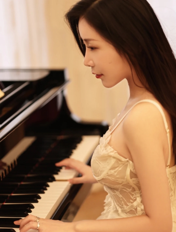 linlin的第二张照片--平顶山相亲服务中心