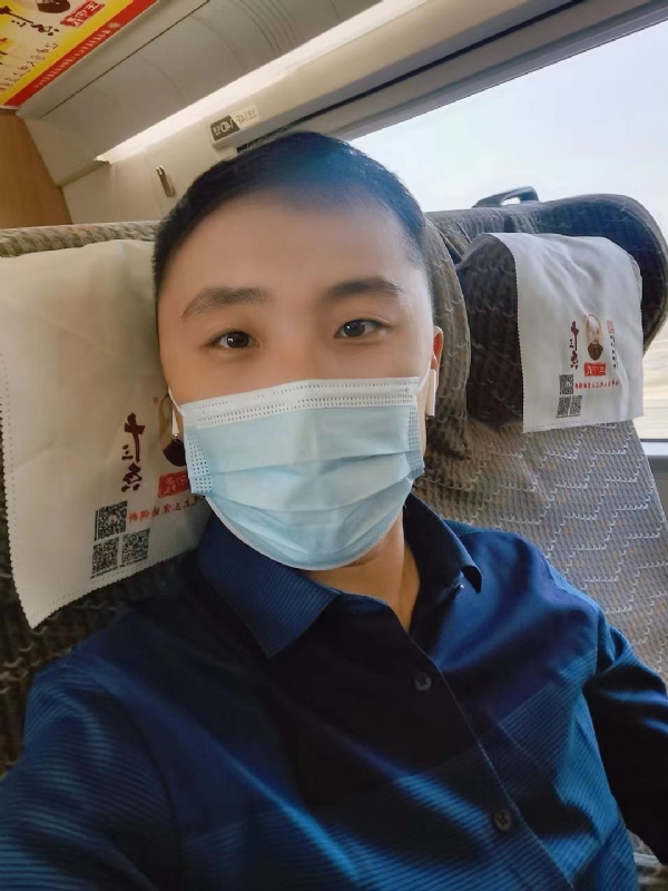 孤独的小屁猪的第二张照片--平顶山相亲服务中心