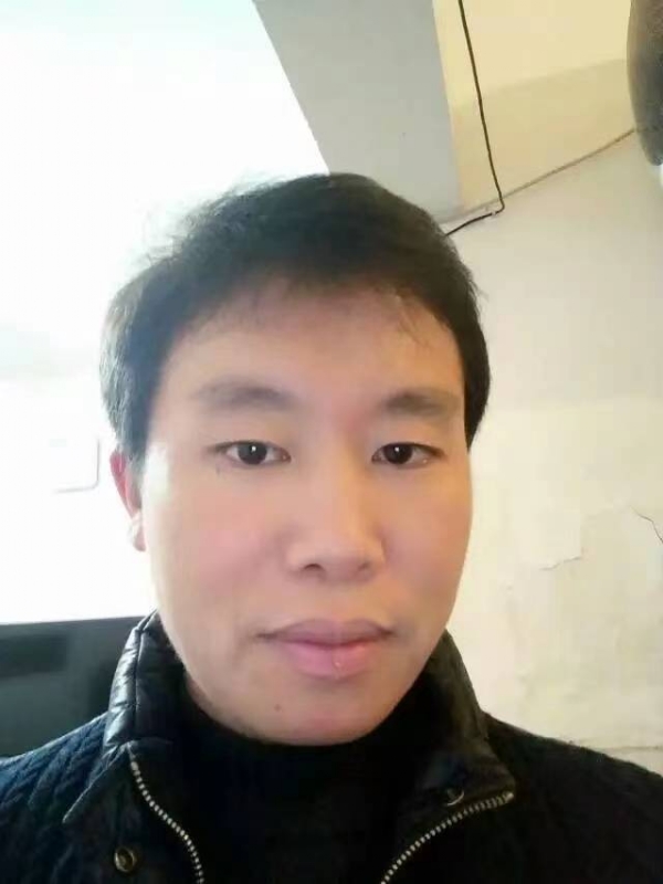 擎天柱的第三张照片--平顶山相亲服务中心