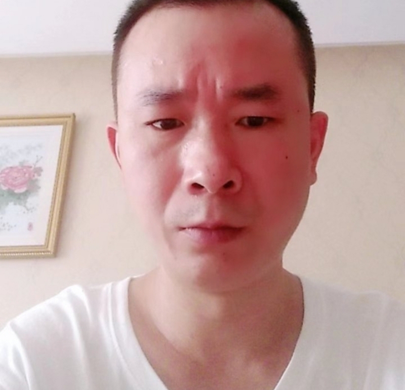 自由飞翔的第一张照片--平顶山相亲服务中心