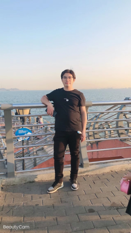 陆迅的第二张照片--平顶山相亲服务中心