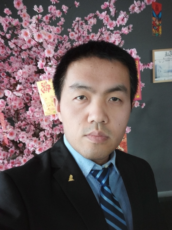 我就是个翻译的第二张照片--平顶山相亲服务中心