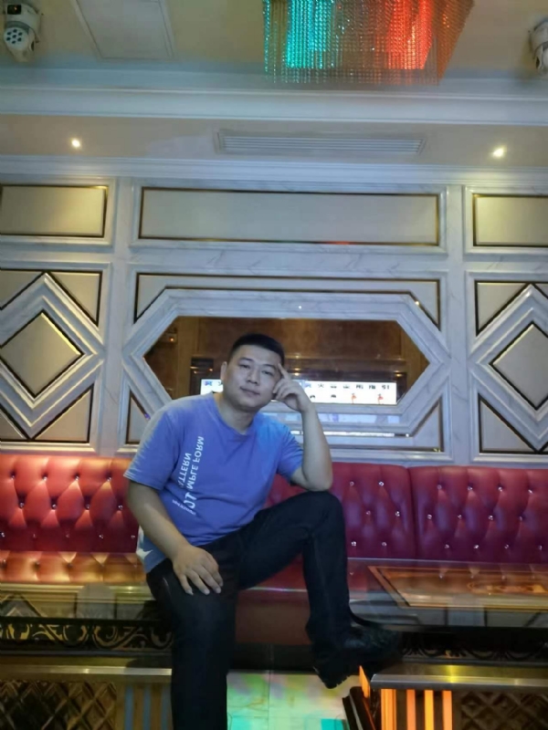 黄生的第四张照片--平顶山相亲服务中心