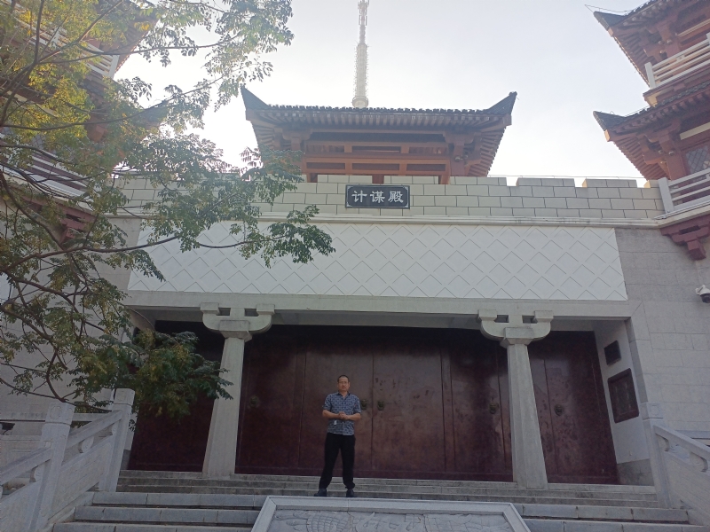 春夏秋冬的第一张照片--平顶山相亲服务中心