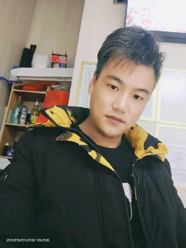 孤酒枕愁眼眠的第二张照片--平顶山相亲服务中心