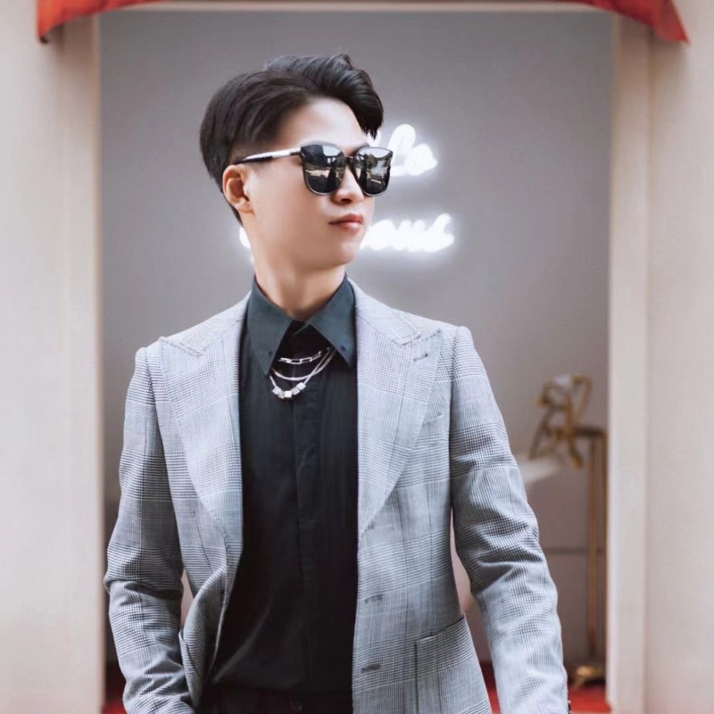 苟逸飞48的第一张照片--平顶山相亲服务中心