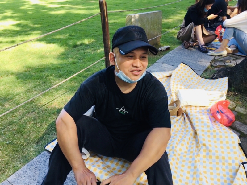 好大一颗石头的第一张照片--平顶山相亲服务中心