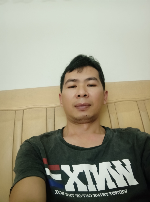 小伙子的第四张照片--平顶山相亲服务中心