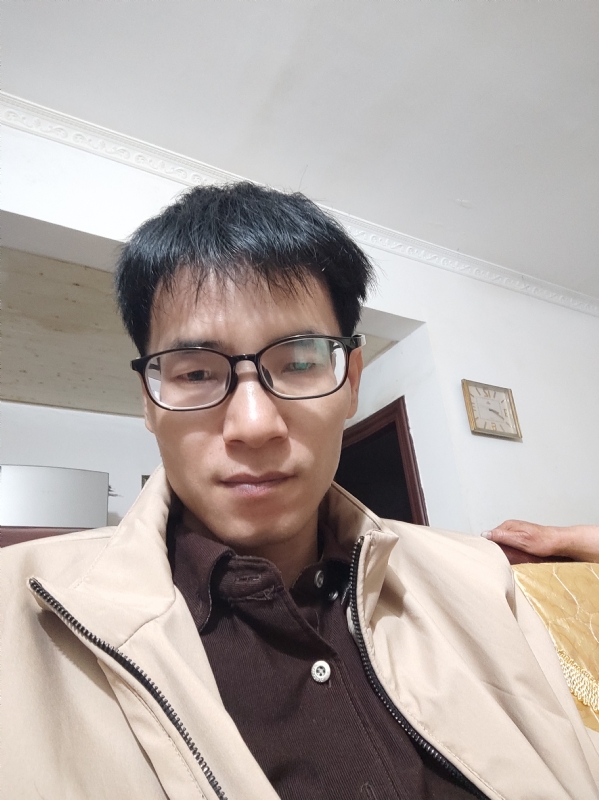 杨一凡的第一张照片--平顶山相亲服务中心