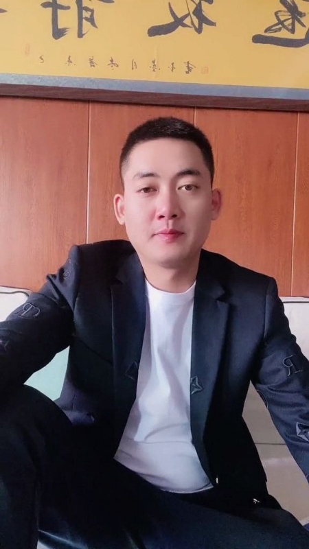 李泽胜的第一张照片--平顶山相亲服务中心