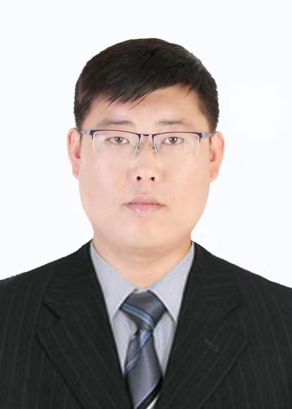 我轻轻地来了的第二张照片--平顶山相亲服务中心