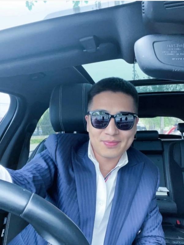 Andy的第一张照片--平顶山相亲服务中心