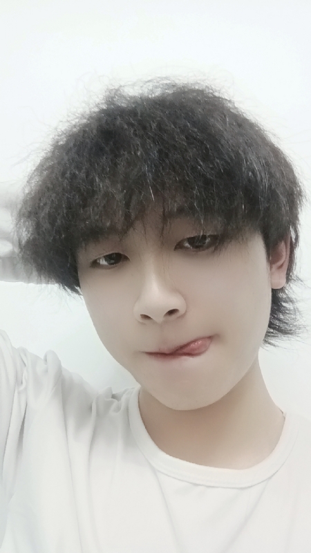 晓傑的第二张照片--平顶山相亲服务中心