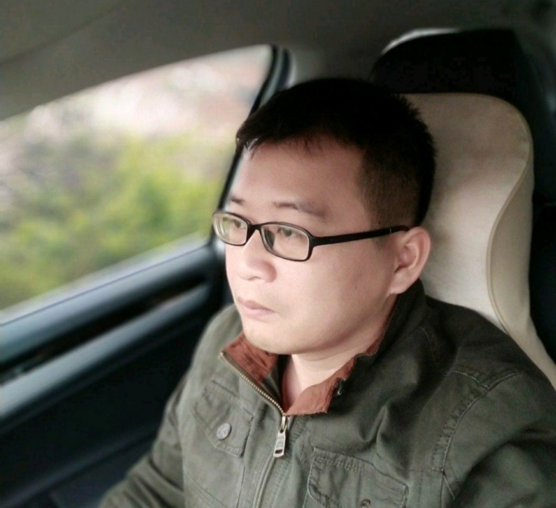 海风吹动你的心的第一张照片--平顶山相亲服务中心