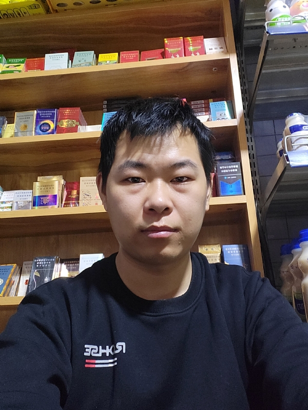 路途中的暖风的第一张照片--平顶山相亲服务中心