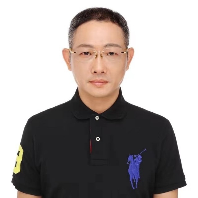 邱先森的第一张照片--平顶山相亲服务中心