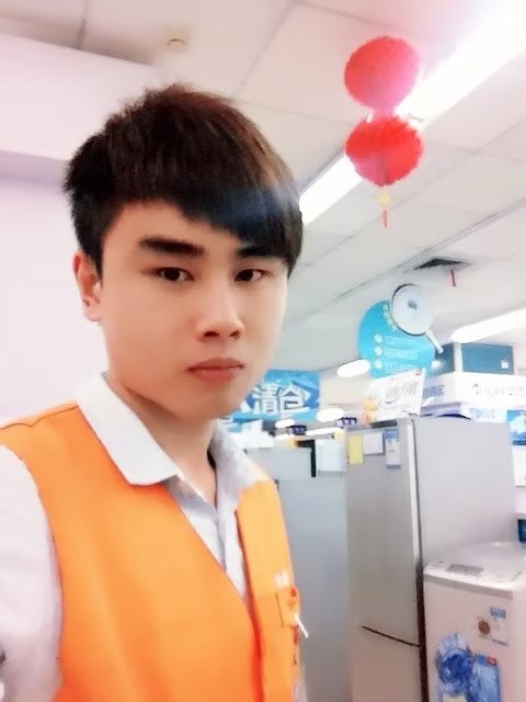 罗自强的第一张照片--平顶山相亲服务中心